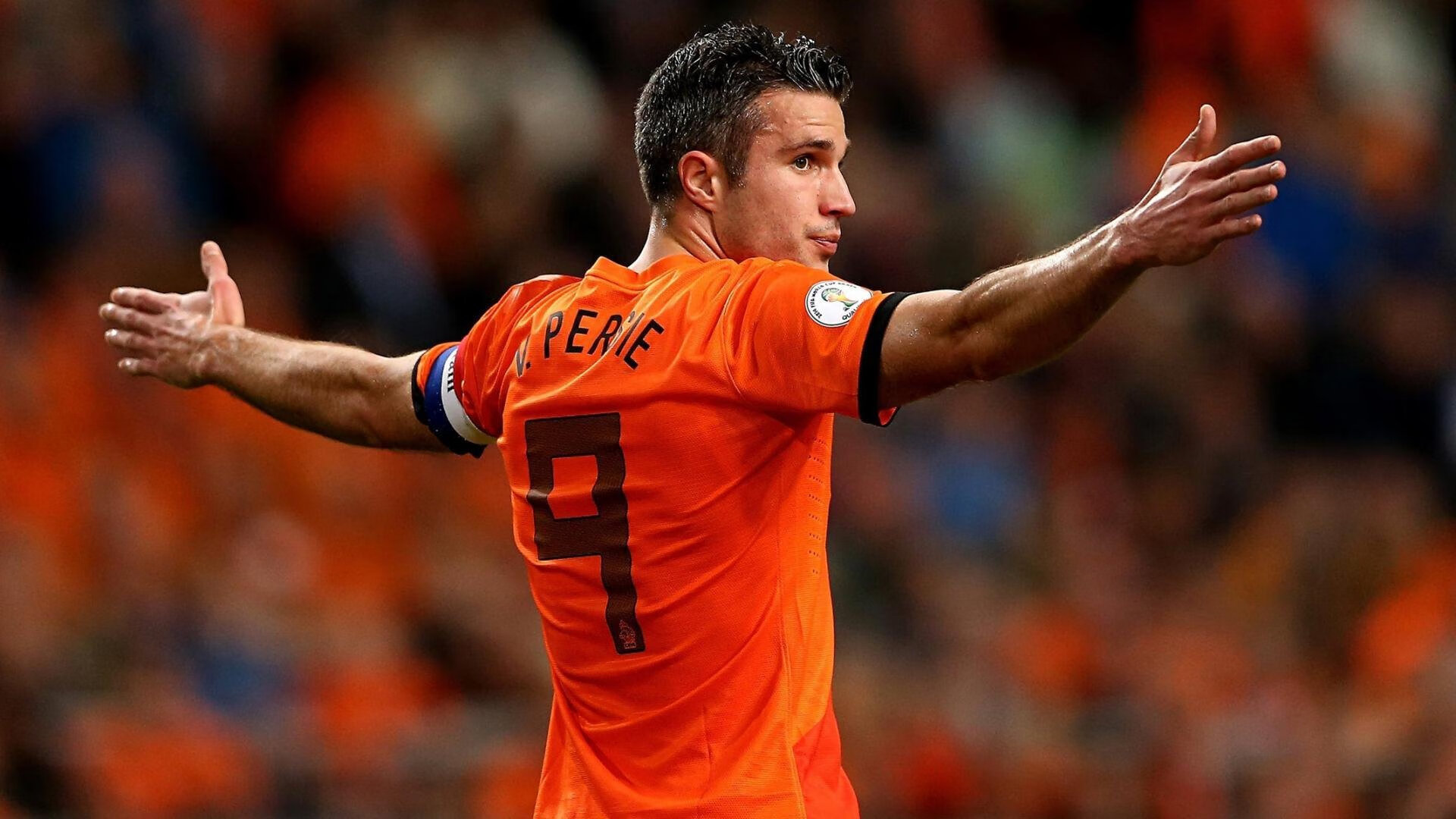 爱游戏官方-冠军时刻：奥卡拉汉出水瞬间制胜，奥卡拉市